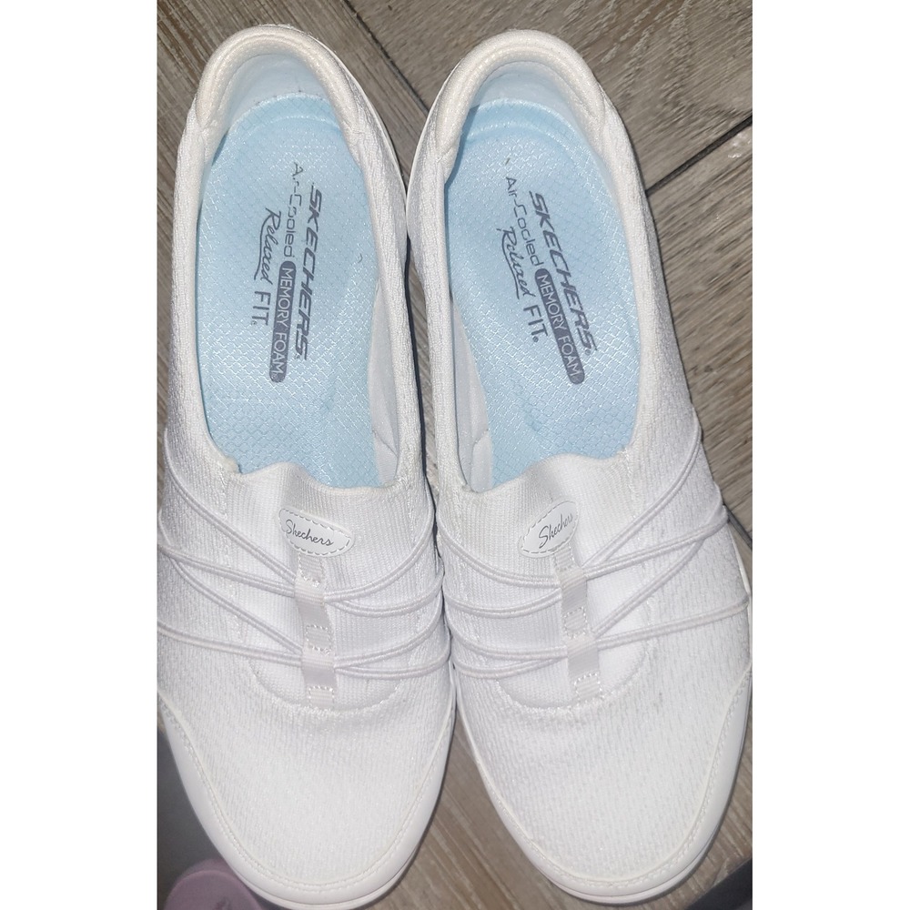 Skechers Relaxed Fit White Air-Cooled Memory Foam Slip On Sneakers womens 7